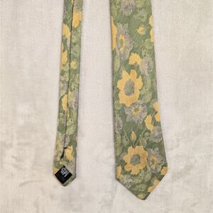 Vintage Boss Hugo Boss Floral Bohemian Printed Silk Tie Made In Italy *flaw*